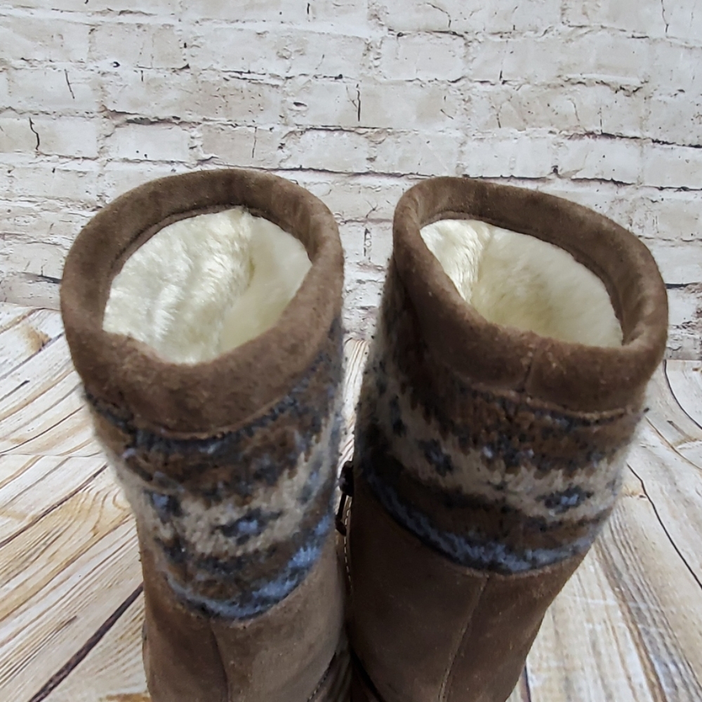 Kids used boots 10in high - Picture 5 of 7
